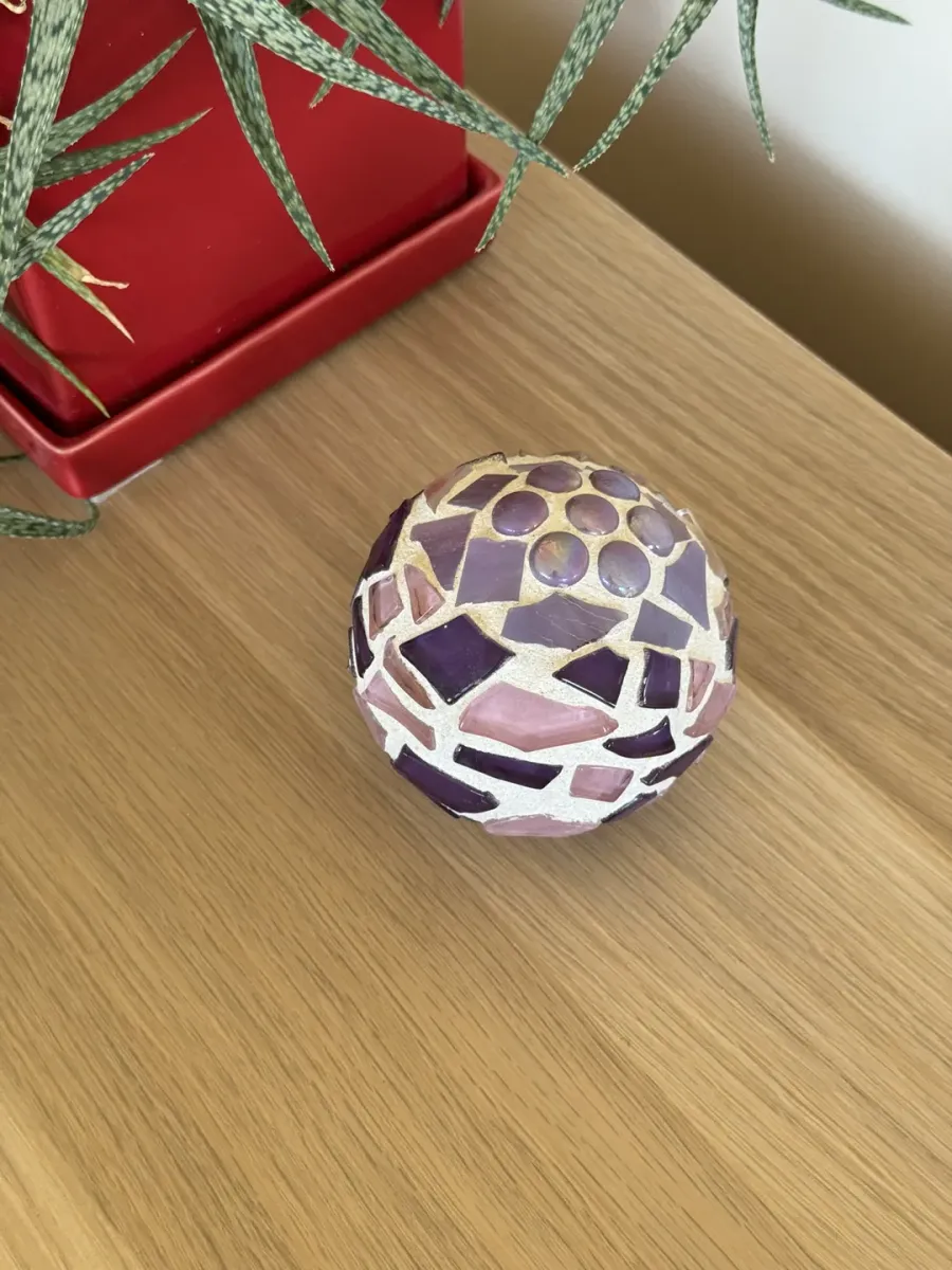 Mosaic Amthyst Bloom Orb - Image 2